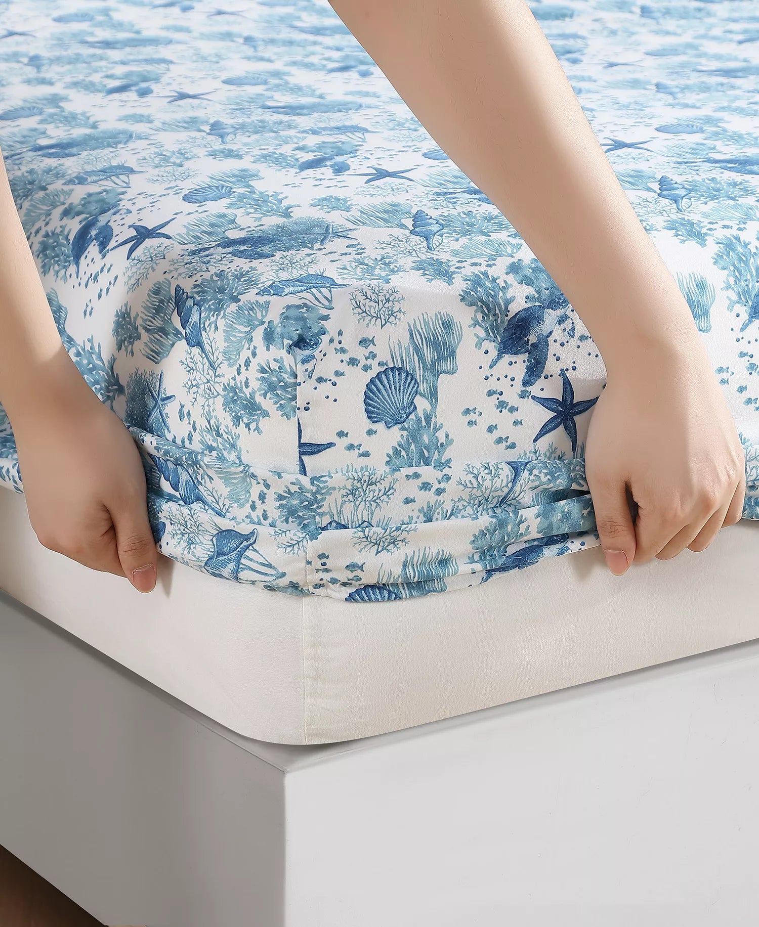 Coastal Printed 4-Piece Sheet Set – Nautical Turtles-Queen